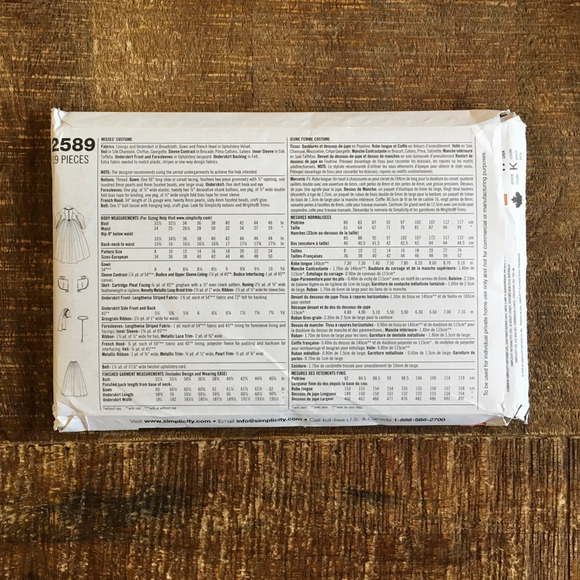 Simplicity Sewing Pattern 2589 Tudor Elizabethan Anne Boleyn Costume 16-24 UNCUT - Picture 2 of 2